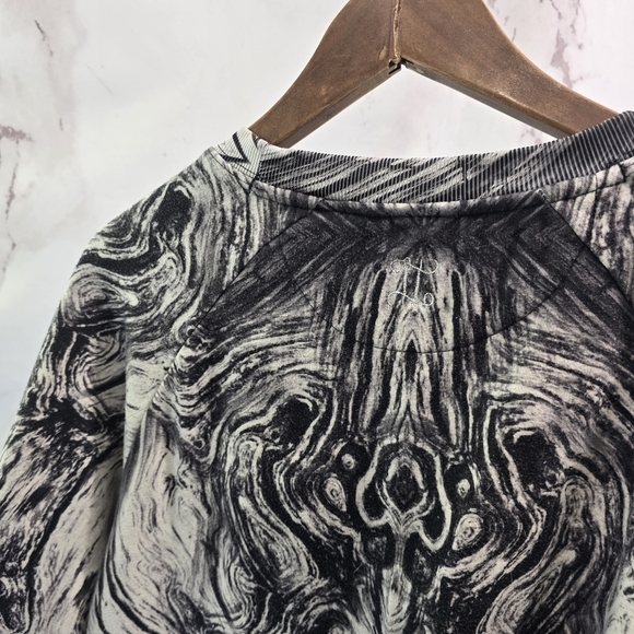 Double Needle Sweatshirt Mens Large Vintage Y2K Black Crew Pullover Abstract - Picture 6 of 12